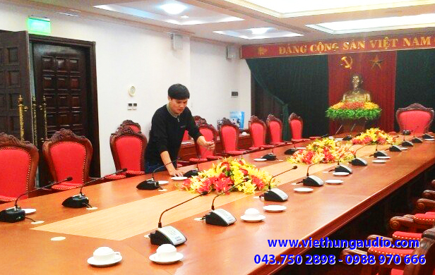 lắp đặt âm thanh