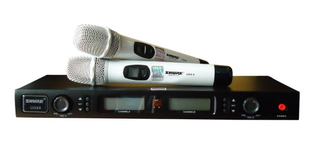 Micro Shure UGX8 -  MICRO KHÔNG DÂY KARAOKE HÁT HAY, TIẾNG TRONG SÁNG, KHÔNG HÚ RÍT, THU XA, ĐỘ BỀN CAO, GIÁ TỐT NHẤT TẠI VIỆT HƯNG AUIDIO Micro Shure UGX8 -  MICRO KHÔNG DÂY KARAOKE HÁT HAY, TIẾNG TRONG SÁNG, KHÔNG HÚ RÍT, THU XA, ĐỘ BỀN CAO, GIÁ TỐT NHẤT TẠI VIỆT HƯNG AUIDIO