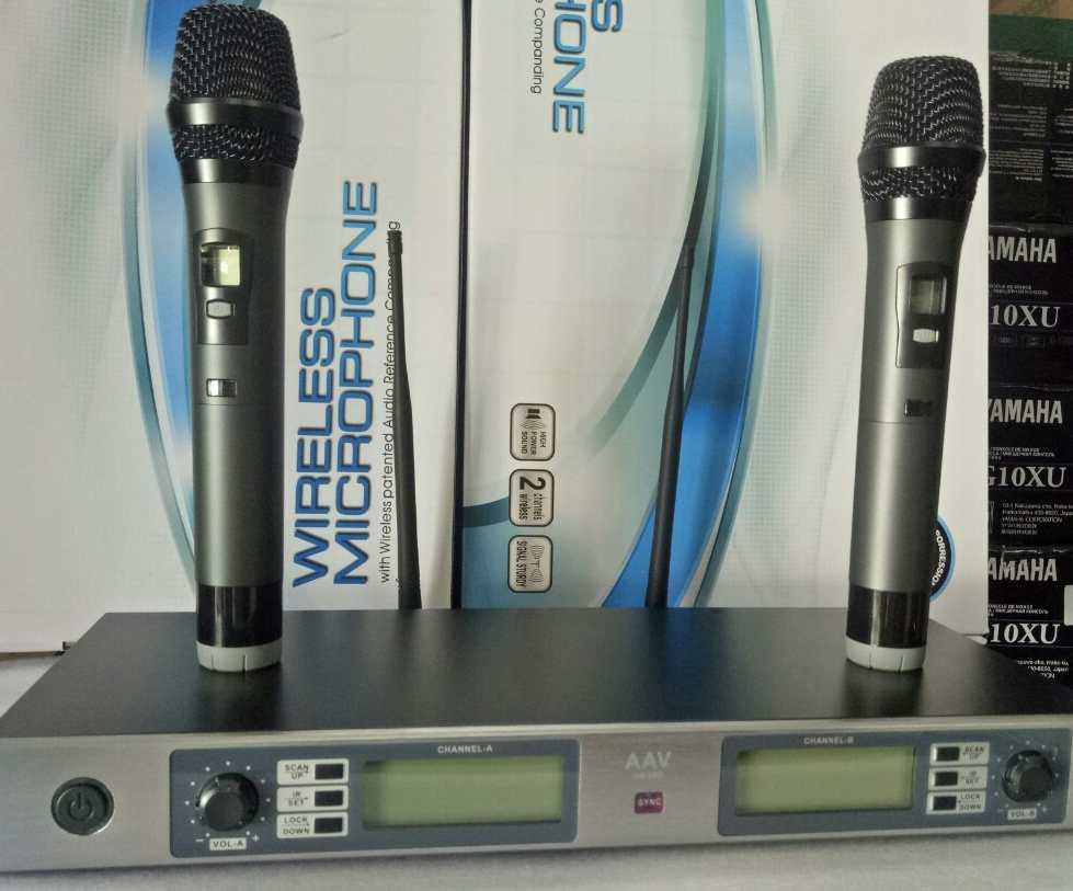 Micro không dây VR-002 thiết kế gọn, đẹp, chất lượng âm thanh tuyệt vời Micro không dây VR-002 thiết kế gọn, đẹp, chất lượng âm thanh tuyệt vời